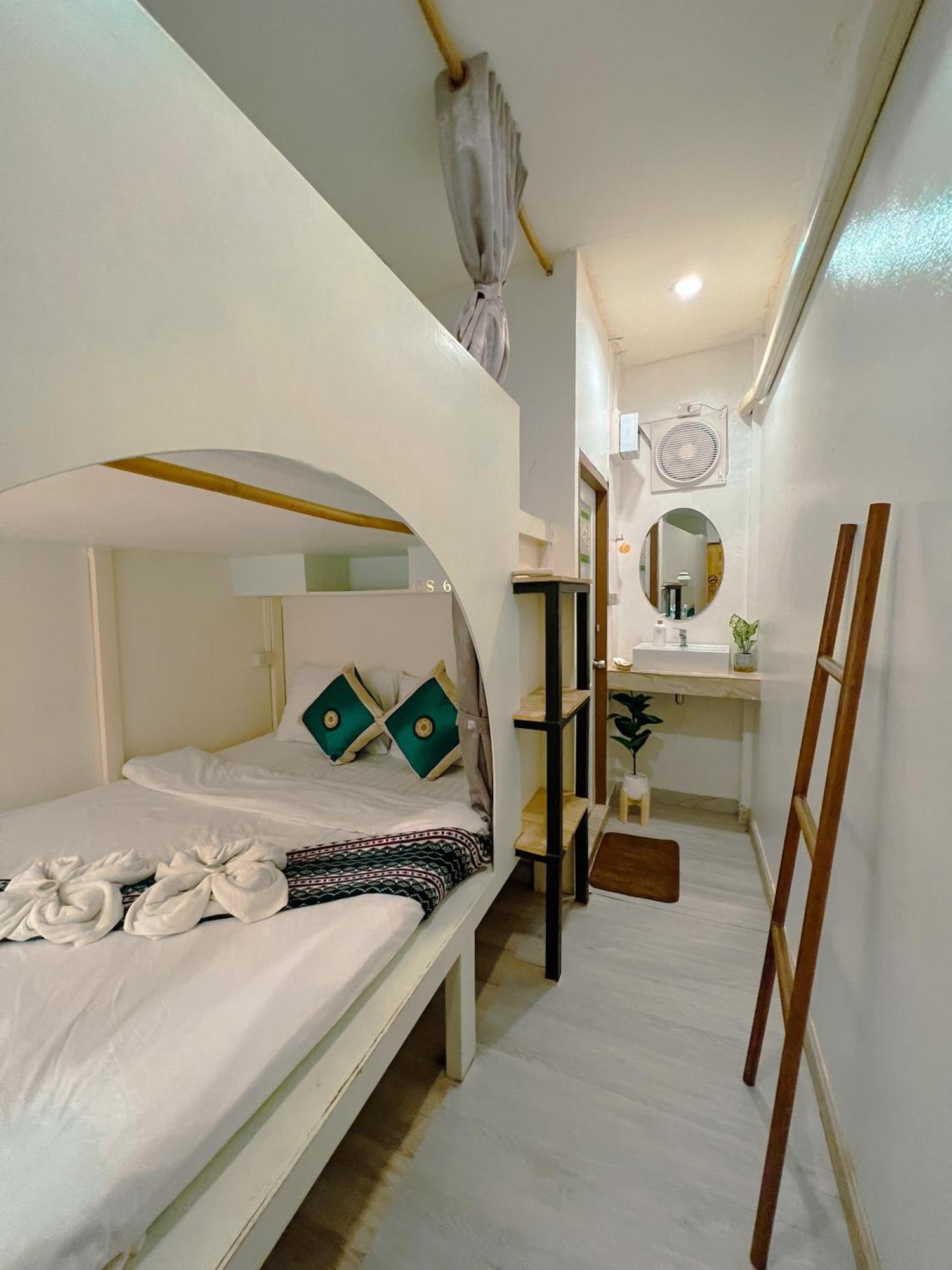 Pure Stay At Cnx Chiang Mai Exterior photo